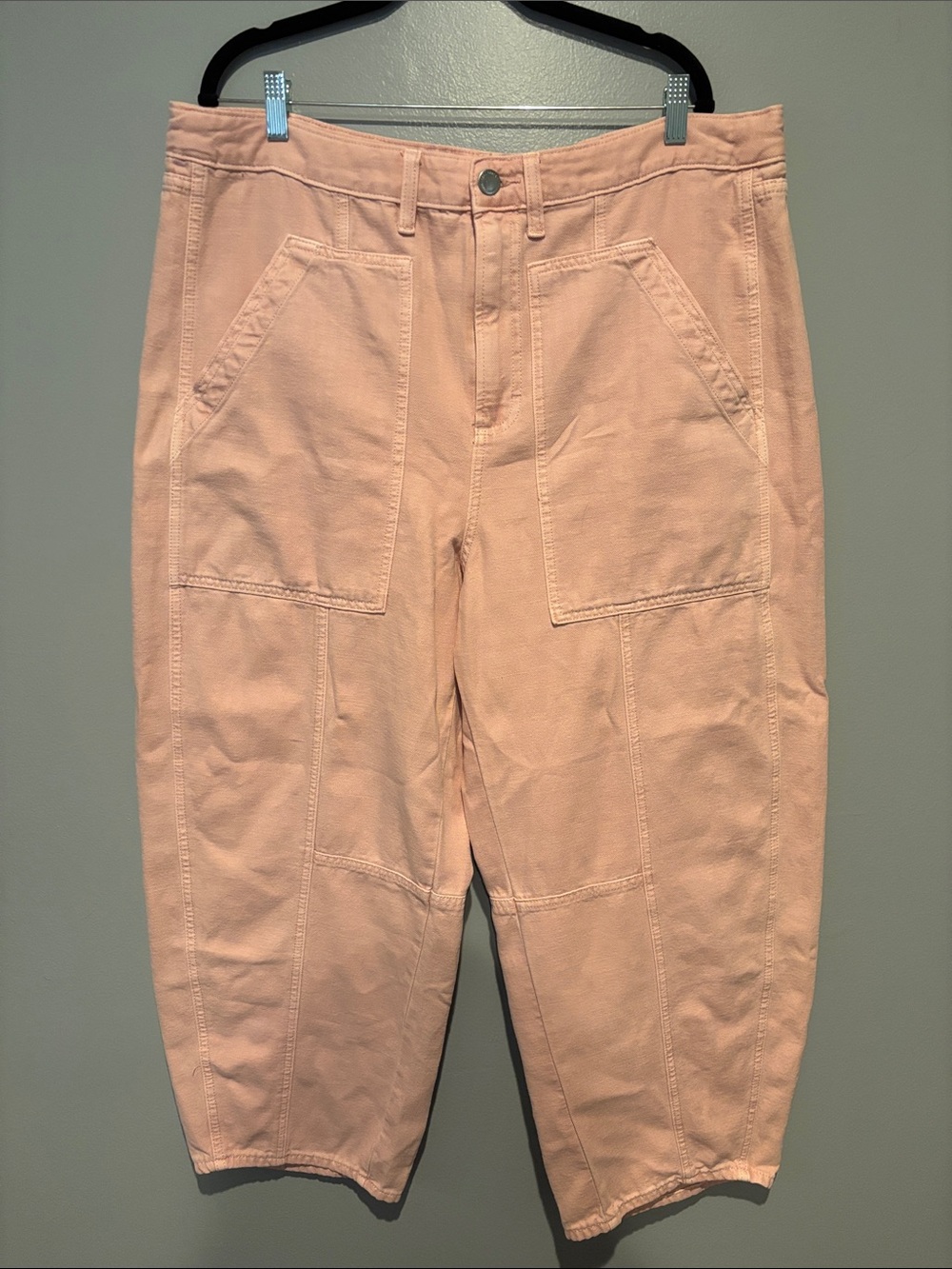 Universal Thread High-Rise Utility Barrel Jeans